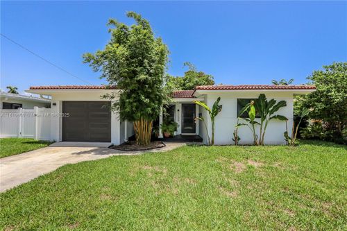 1235 Buchanan St, Hollywood, FL, 33019-1020 | Card Image