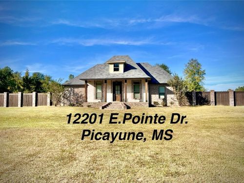 12201 E Pointe Dr, Picayune, MS, 39466-8342 | Card Image