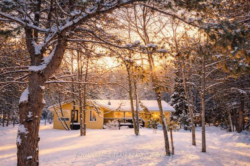 4 Murchison Rd, Madawaska, ON, K0J2C0 | Card Image