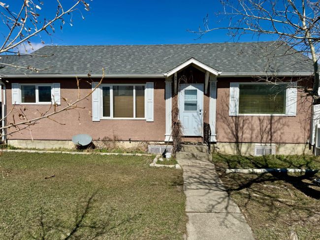351 23 Street, Home with 2 bedrooms, 1 bathrooms and 4 parking in Fort Macleod AB | Image 13
