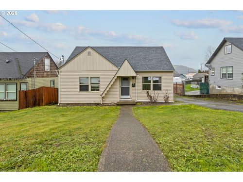 1710 Se Main St, Roseburg, OR, 97470-4104 | Card Image