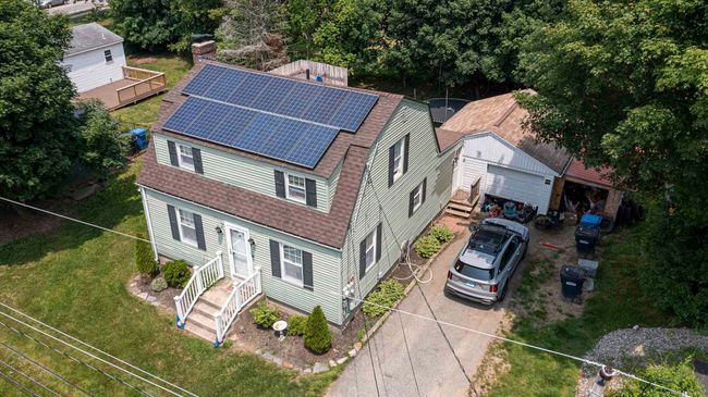 12 John St, House other with 3 bedrooms, 2 bathrooms and 4 parking in Killingly CT | Image 9