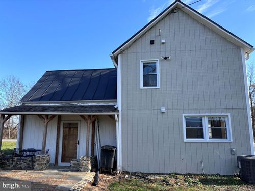 20853 Greengarden Rd, BLUEMONT, VA, 20135-2147 | Card Image