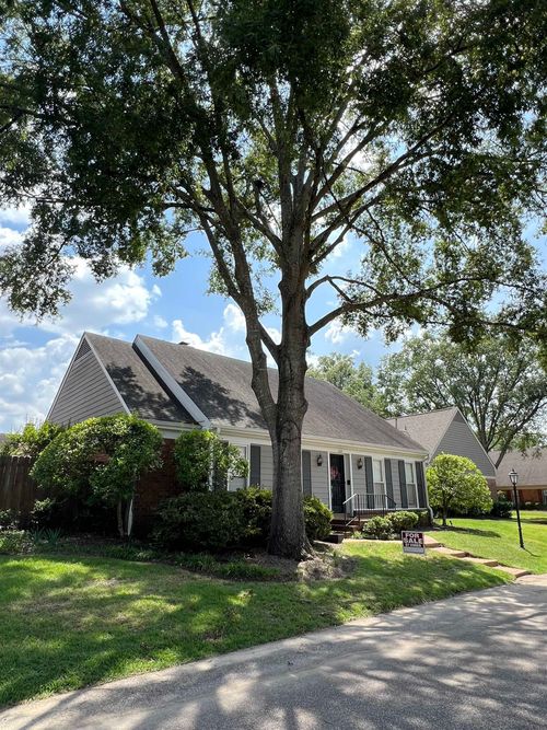 1889 Allenby Rd, Germantown, TN, 38139-3241 | Card Image