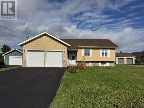 27 Foote St, Pasadena, NL, A0L1K0 | Card Image