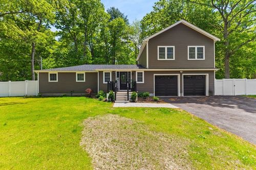 12 Spruce St, East Taunton, MA, 02718-5122 | Card Image