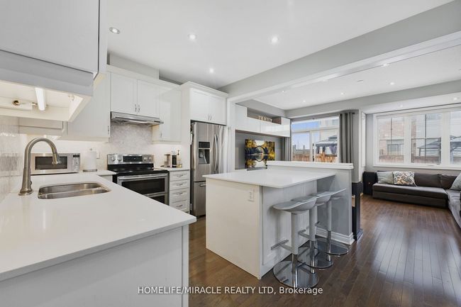 36 Bernadino St, House attached with 4 bedrooms, 3 bathrooms and 2 parking in Brampton ON | Image 13