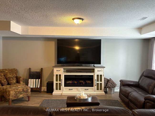 125 Riverview Rd, Condo with 2 bedrooms, 2 bathrooms and 2 parking in Alliston ON | Image 7