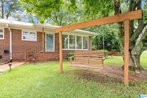 1700 29th Ave N, HUEYTOWN, AL, 35023-3354 | Card Image