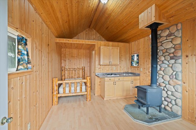 Interior Guest Cabin #4 | Image 54