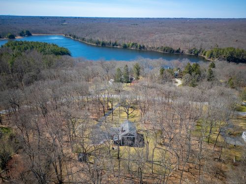 40 Edgewater Drive, Wilton, CT, 06897 | Card Image