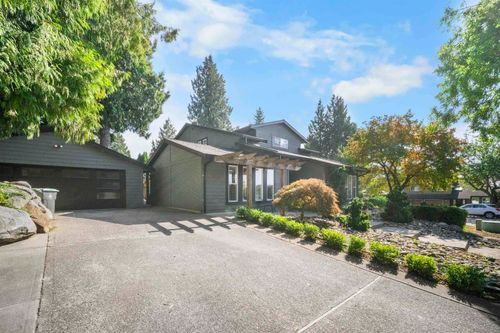 5786 Aberdeen St, Surrey, BC, V3S4W2 | Card Image