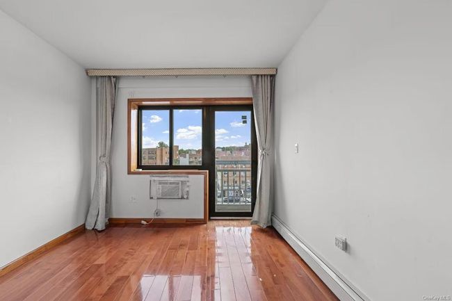 4A - 84-09 Queens Blvd, Condo with 3 bedrooms, 2 bathrooms and null parking in Elmhurst NY | Image 8