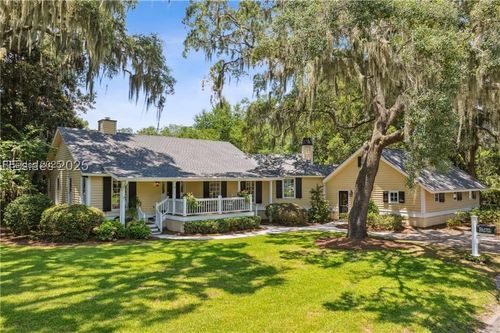2 Pope Ln, Bluffton, SC, 29910-7030 | Card Image