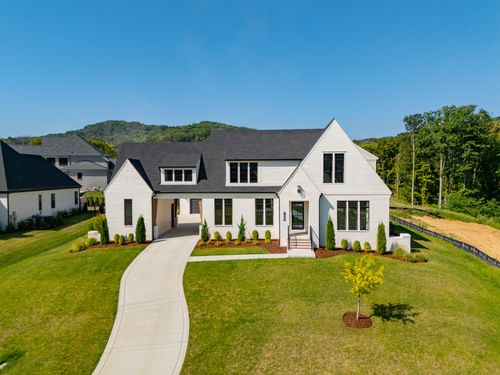 1629 Kaschlina Pt, Brentwood, TN, 37027-2139 | Card Image