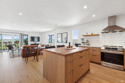 78 Marinero Circle, Tiburon, CA, 94920 | Card Image