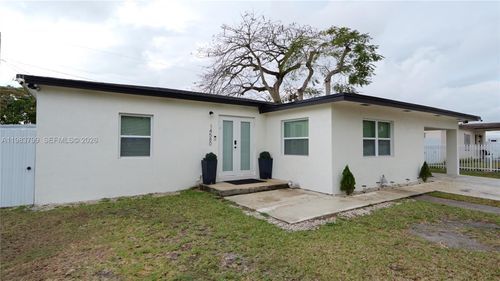 14580 Harrison St, Miami, FL, 33176-7452 | Card Image