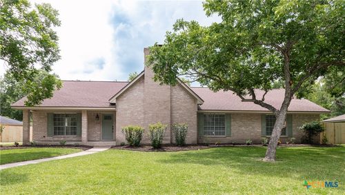 105 Spokane Street, Victoria, TX, 77904 | Card Image