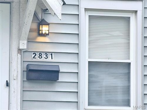 2831 Old Hanley Rd, Saint Louis, MO, 63114-4629 | Card Image