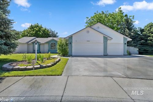 1205 Walnut Creek Ct, Nampa, ID, 83686-8154 | Card Image