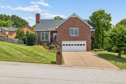 7216 Magnolia Hills Dr, Nashville, TN, 37221 | Card Image
