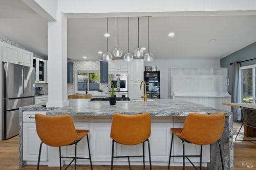 7 Del Campo Ct, Saint Helena, CA, 94574-1247 | Card Image