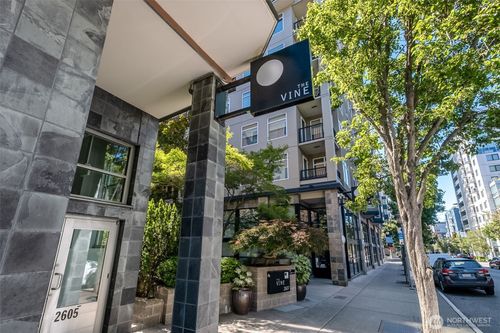 apt-655-2607 Western Ave, Seattle, WA, 98121-1355 | Card Image
