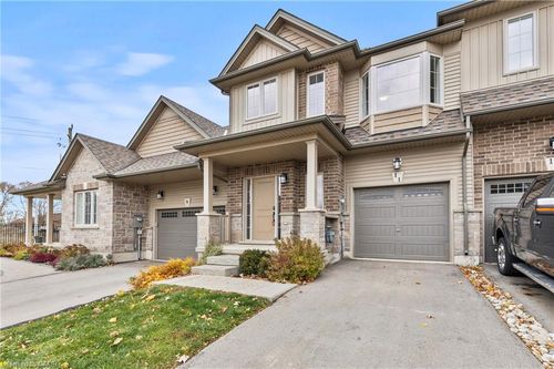 11 Dennis Dr, Smithville, ON, L0R2A0 | Card Image