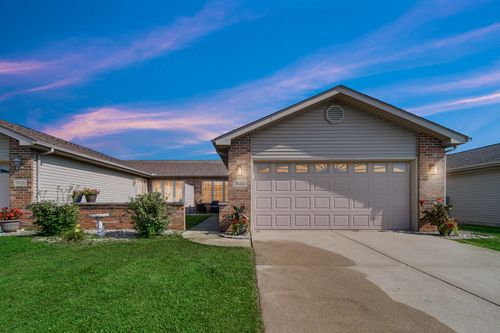 1630 Beech Dr, Crown Point, IN, 46307-8991 | Card Image