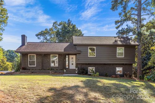 1830 Edgewater Dr, Charlotte, NC, 28210-5324 | Card Image