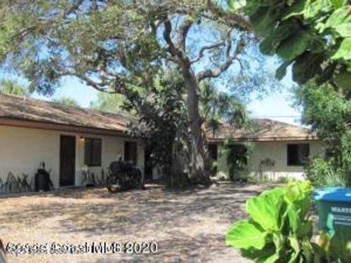 210 Pierce Ave, Cape Canaveral, FL, 32920-3107 | Card Image