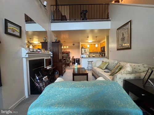 293-10122 Hellingly Pl, MONTGOMERY VILLAGE, MD, 20886-0561 | Card Image