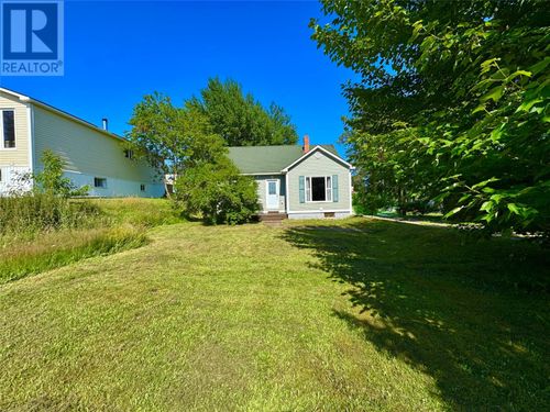 24 Premier Drive, Lewisporte, NL, A0G3A0 | Card Image