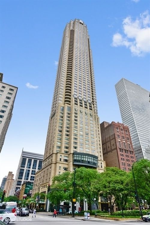 apt-3603-800 N Michigan Ave, Chicago, IL, 60611-2156 | Card Image