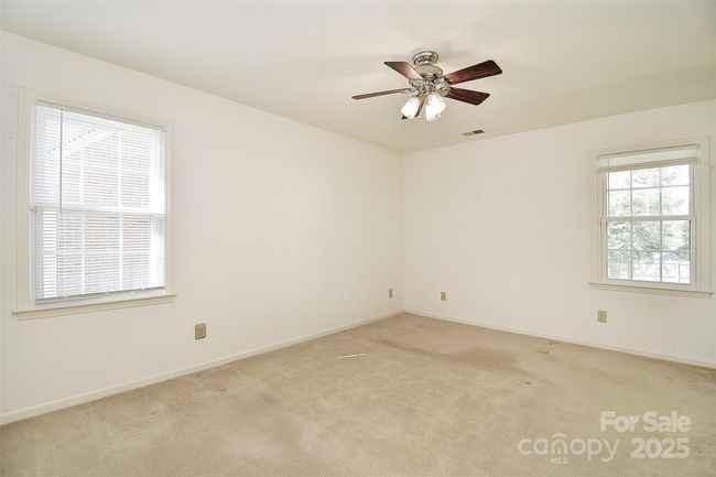 Primary Bedroom | Image 20