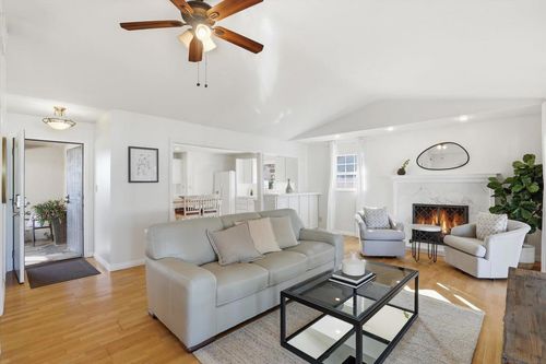 5062 Millwood Rd, San Diego, CA, 92117-1261 | Card Image