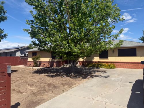 7555 E Whitmore Ave, Hughson, CA, 95326-9701 | Card Image