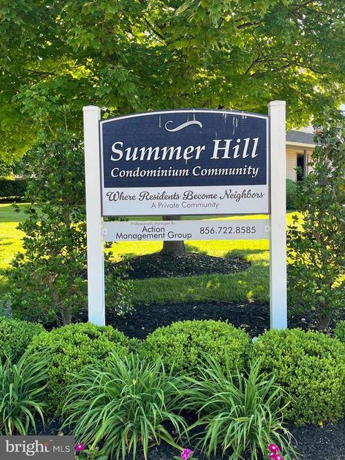 27 Foxglove Dr, Delran, NJ, 08075-2839 | Card Image