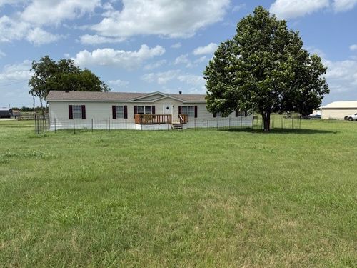 4040 Dillard Ct, Joshua, TX, 76058-5813 | Card Image