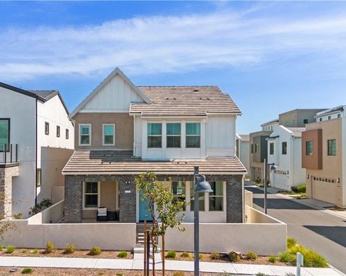 125 Bosal, Irvine, CA, 92618-1482 | Card Image