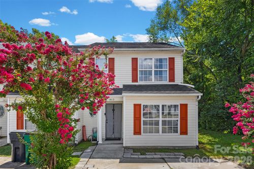 5413 Esther Ln, Charlotte, NC, 28214-1081 | Card Image
