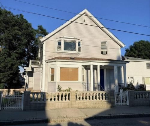 158 Jackson St, Fall River, MA, 02721-3712 | Card Image