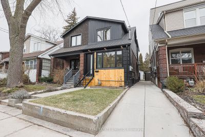 212 Victor Ave, Home with 3 bedrooms, 3 bathrooms and 2 parking in Toronto ON | Image 2