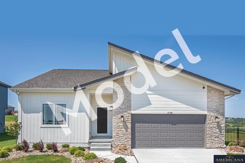 18608 Pinkney St, Elkhorn, NE, 68022 | Card Image