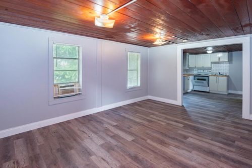 526 22nd St, West Palm Beach, FL, 33407-5804 | Card Image