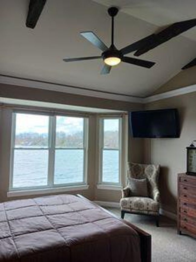 935 Stony Lake Ct, Condo with 2 bedrooms, 3 bathrooms and null parking in Oxford MI | Image 13
