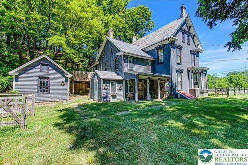 9754 Easton Rd, Kintnersville, PA, 18930-1654 | Card Image