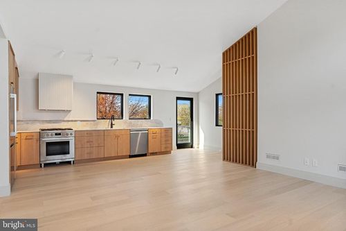 fl-2nd-501 Haddonfield-Berlin Rd, VOORHEES, NJ, 08043 | Card Image