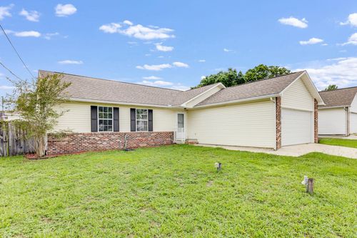 121 Trenton Ave, Crestview, FL, 32539-6053 | Card Image