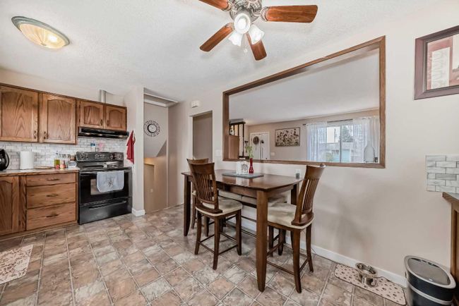 1328 Pennsburg Road Se, Home with 3 bedrooms, 2 bathrooms and 4 parking in Calgary AB | Image 15
